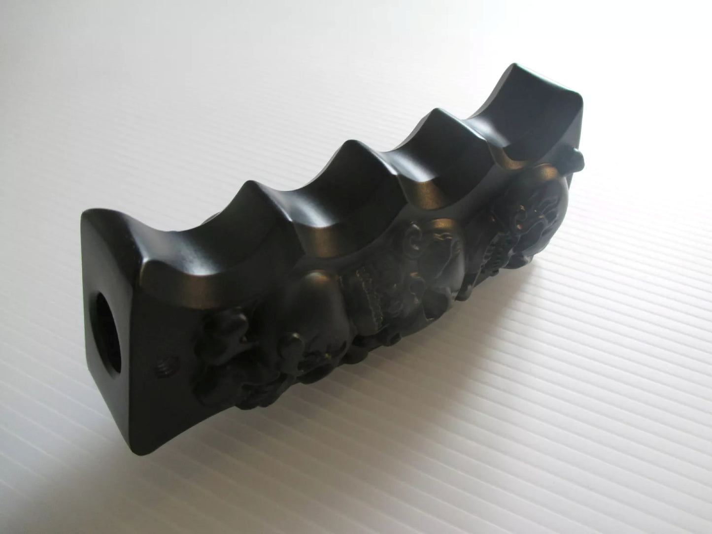 Black Skull Pistol Grip Gear Shift Knob