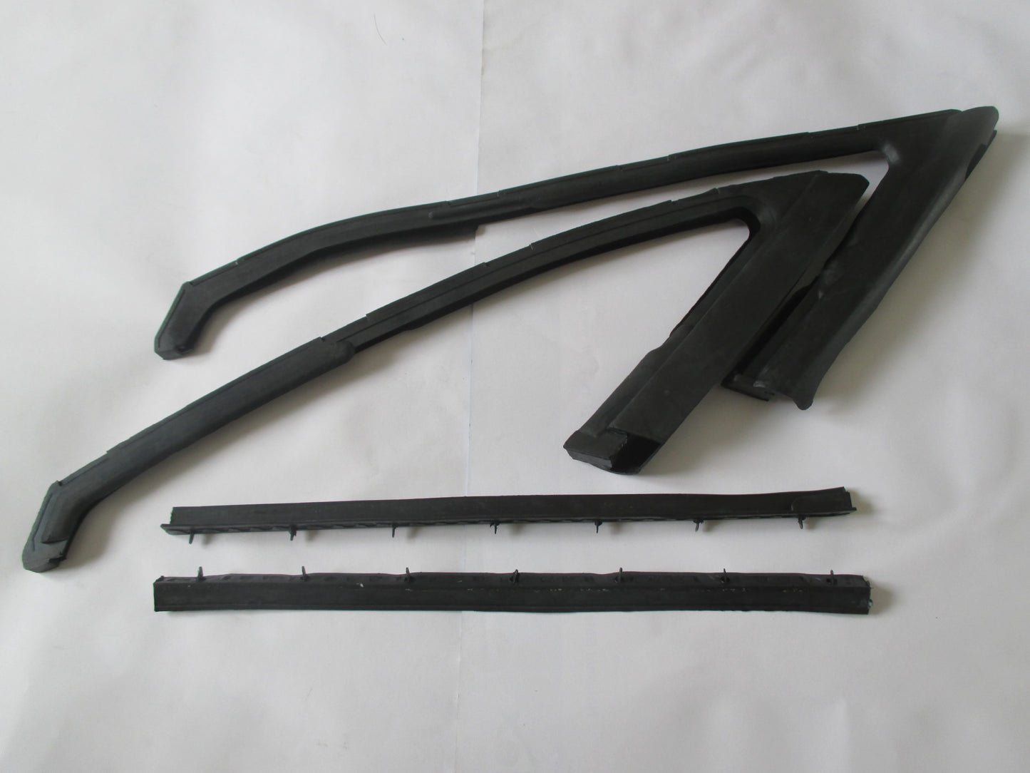 65-68 Chev Vent Window Rubbers