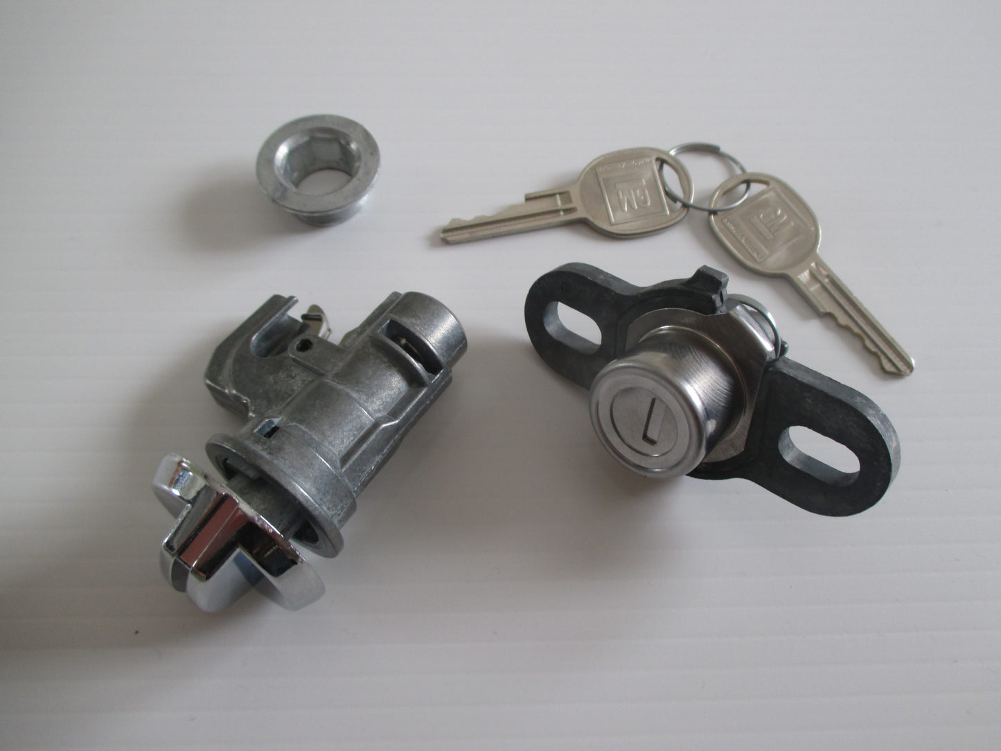 74-77 Camaro Boot and glove box locks