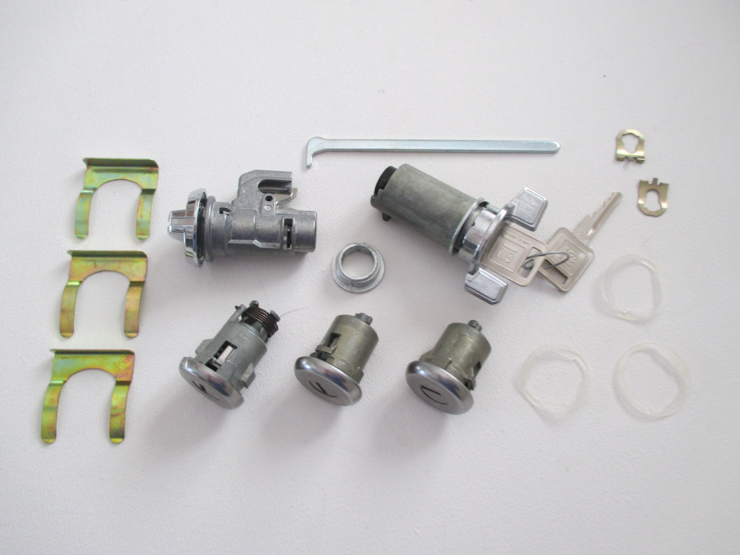 69-78 GM Ignition, door, glove box and boot locks