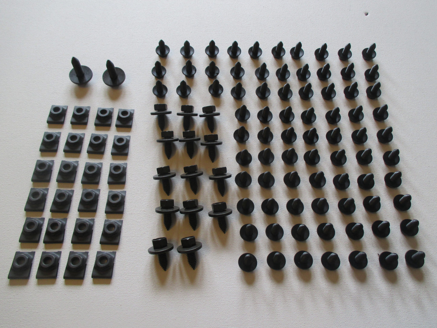 61-64 Chev Bolt Set