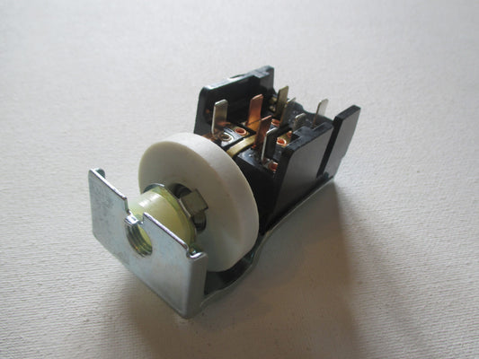 XR-XY Ford Headlight Switch